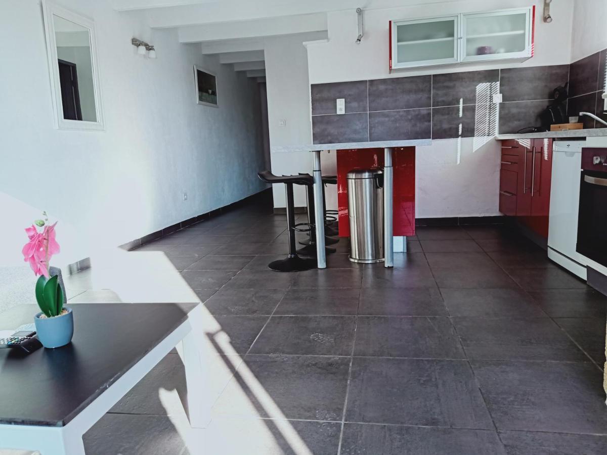 Mas La Farelle Gite, Fitness & Salle De Jeux Gratuite & Spa En Supplement 尼姆 外观 照片