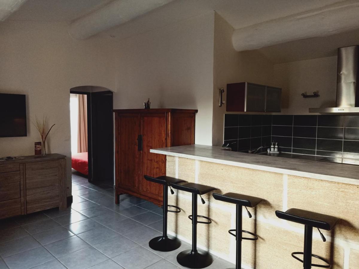 Mas La Farelle Gite, Fitness & Salle De Jeux Gratuite & Spa En Supplement 尼姆 外观 照片